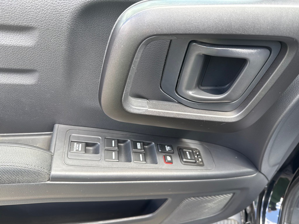 2013 Honda Ridgeline Image 5