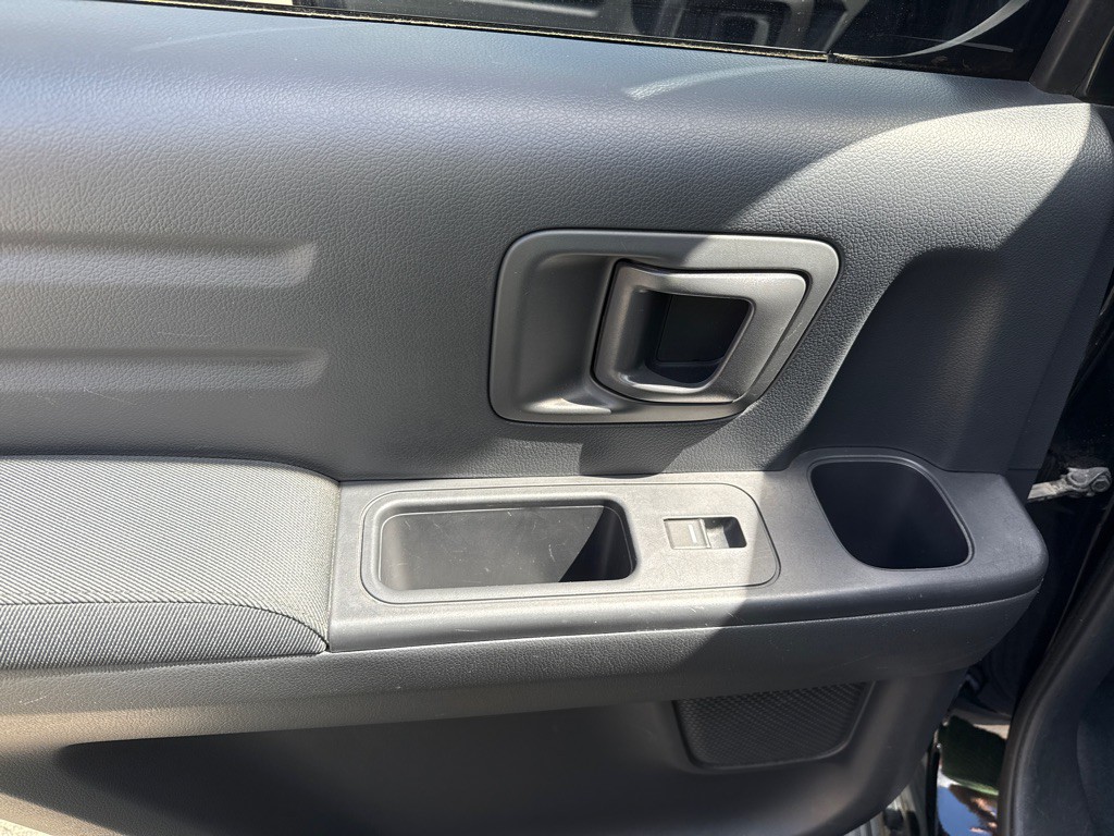 2013 Honda Ridgeline Image 18