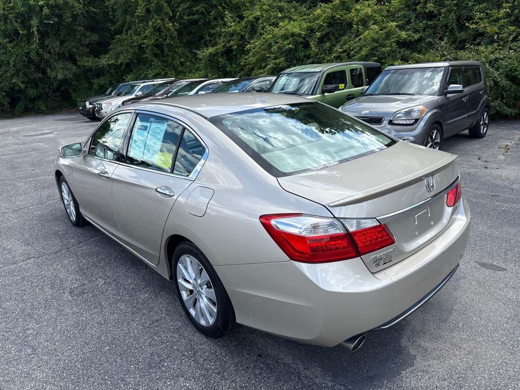 2013 Honda Accord Image 4