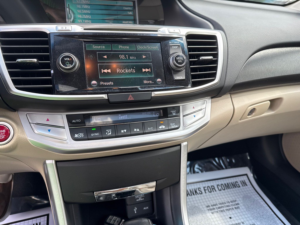 2013 Honda Accord Image 13