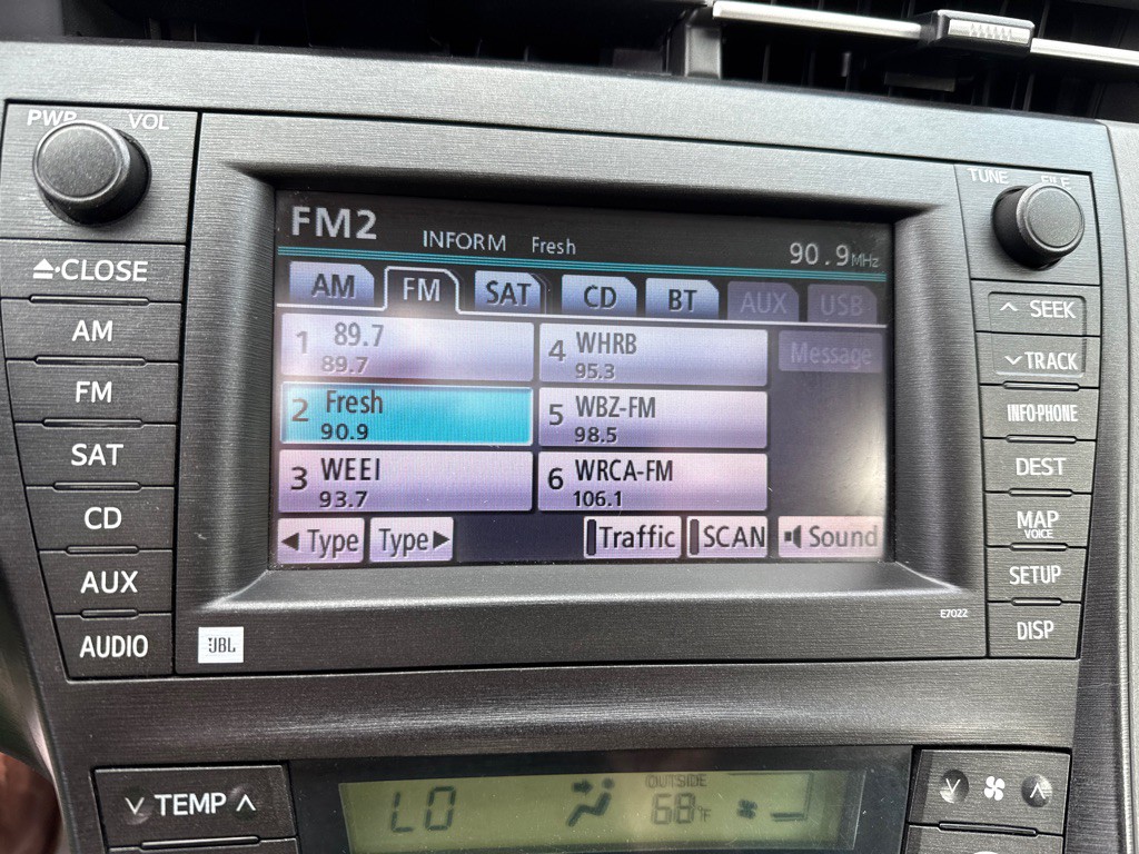 2010 Toyota Prius Image 15