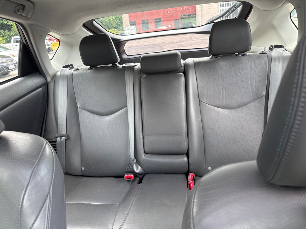 2010 Toyota Prius Image 22
