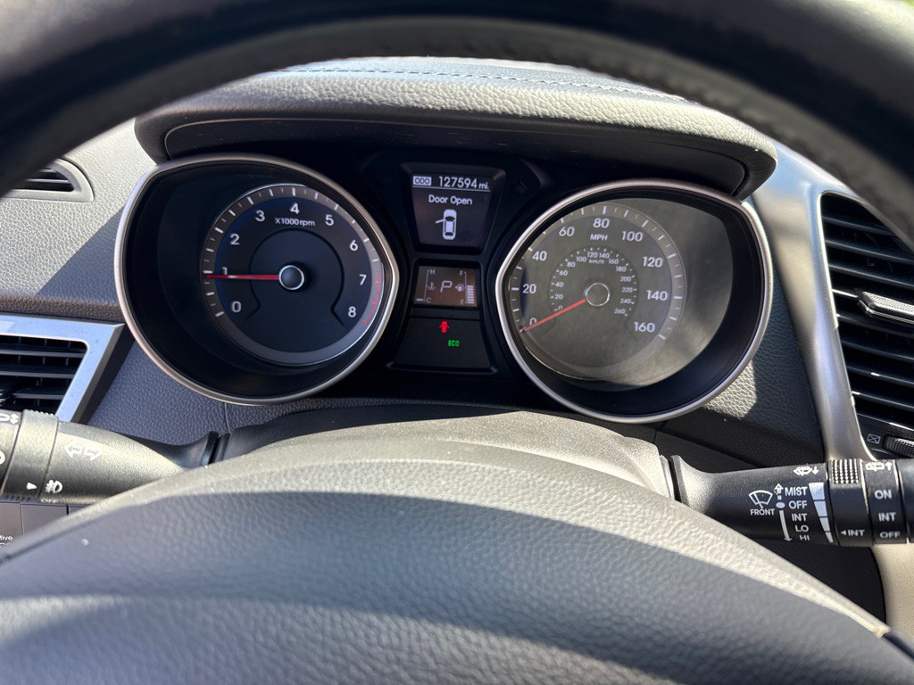2013 Hyundai Elantra Image 11