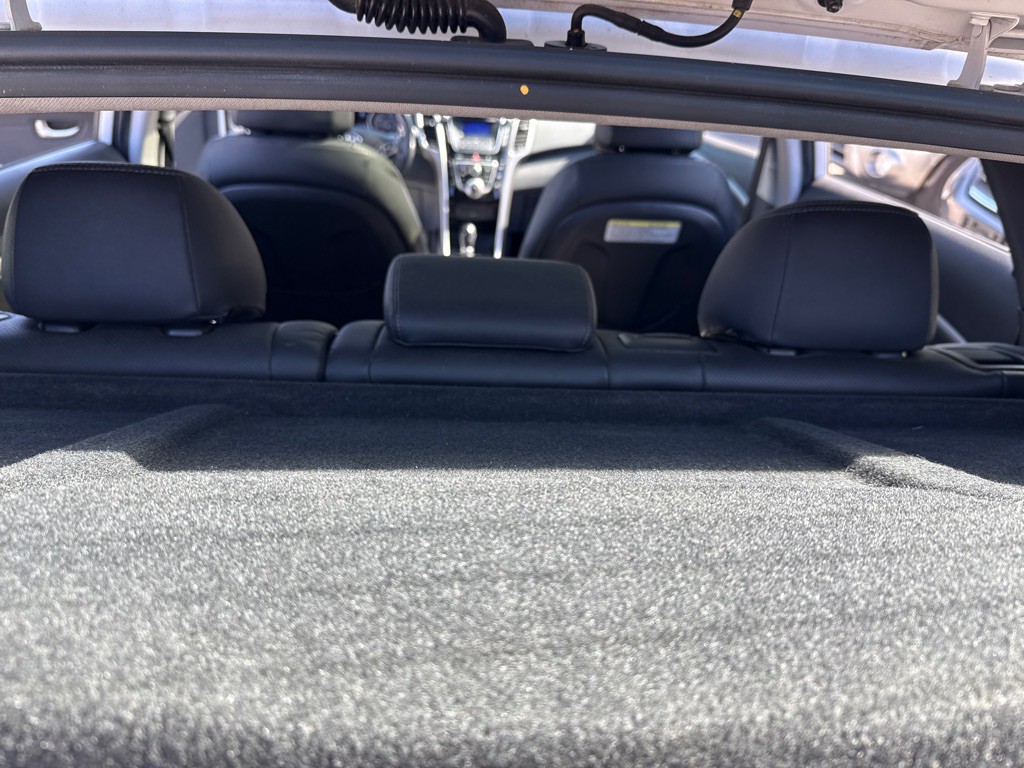 2013 Hyundai Elantra Image 21