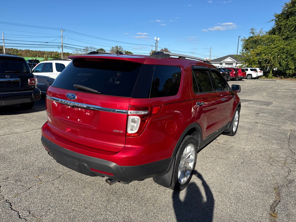 2011 Ford Explorer Image 3