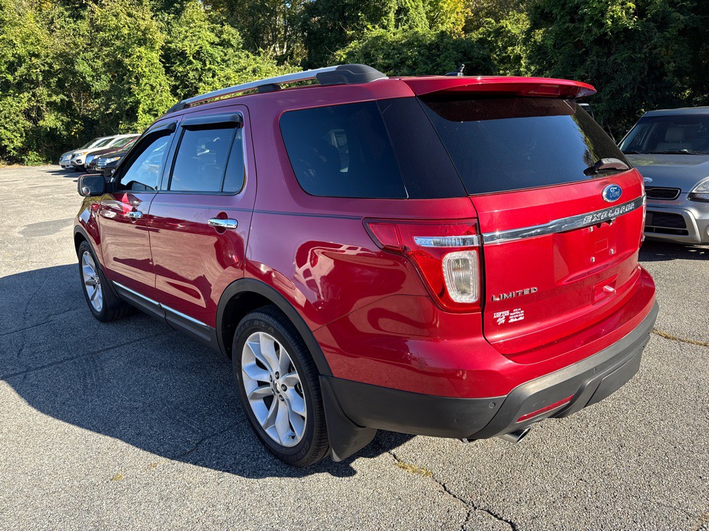 2011 Ford Explorer Image 4