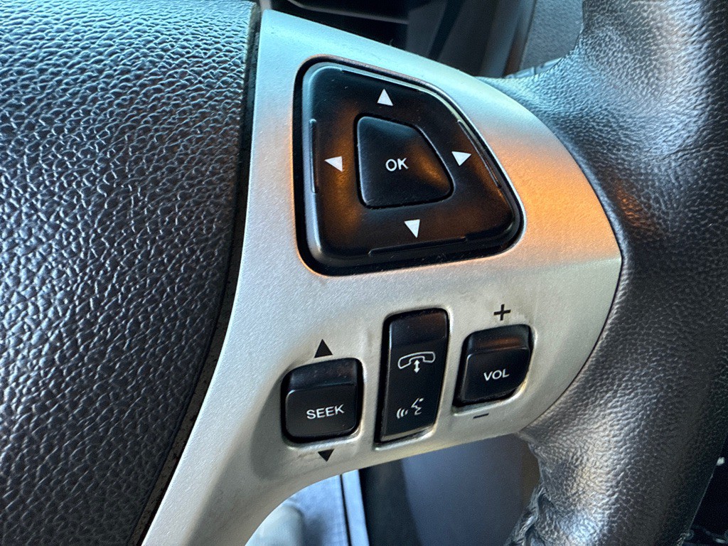 2011 Ford Explorer Image 11