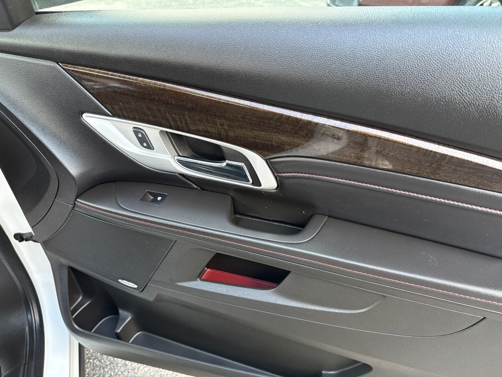 2015 GMC Terrain Image 32