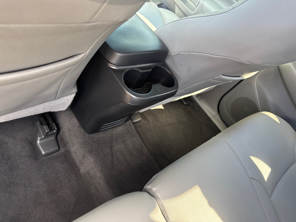 2015 Toyota Tacoma Image 24