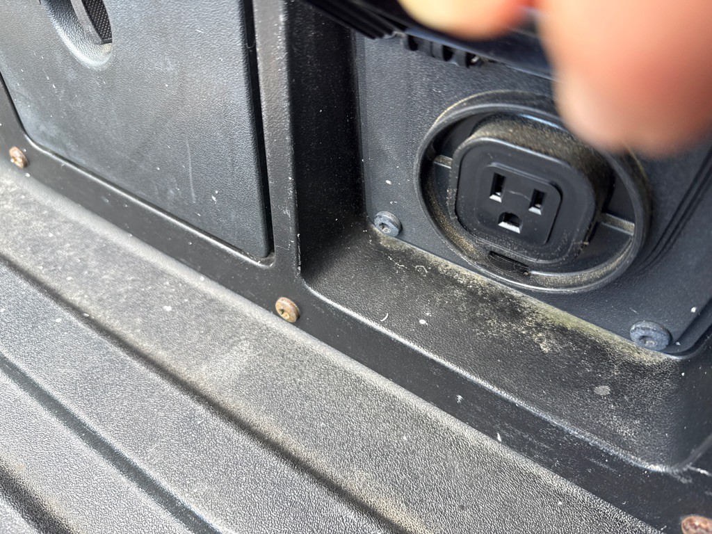 2015 Toyota Tacoma Image 27