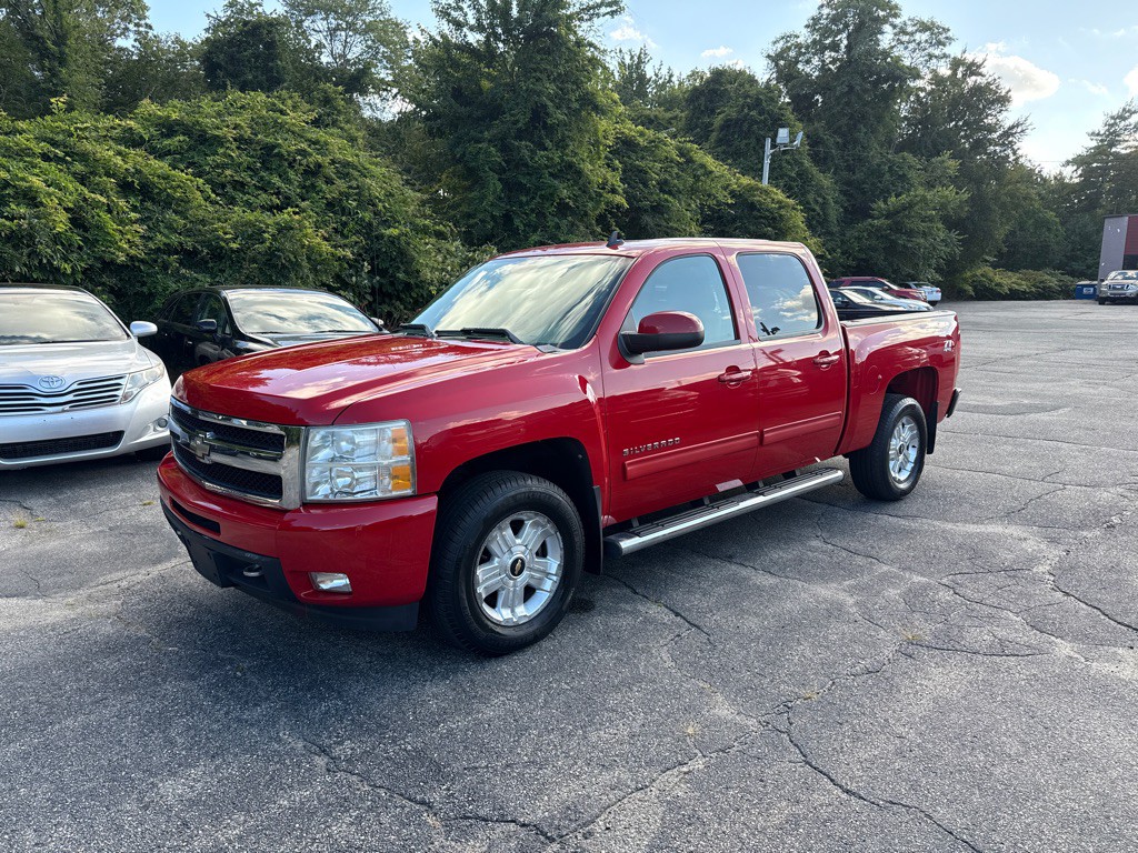 2011 Chevrolet Silverado 1500 Image 1