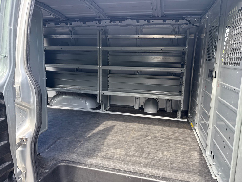 2014 Chevrolet Express Image 8