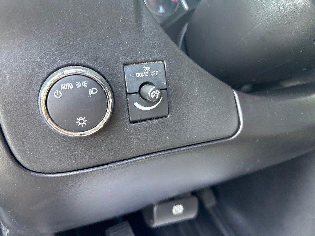 2014 Chevrolet Express Image 15
