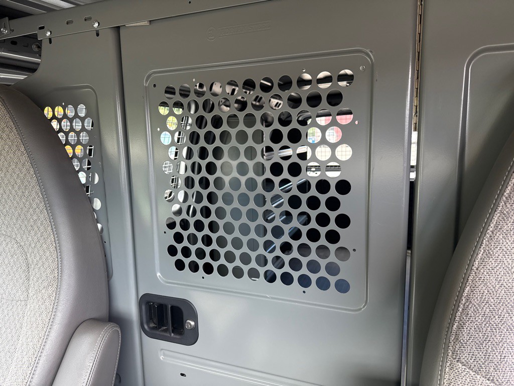 2014 Chevrolet Express Image 23
