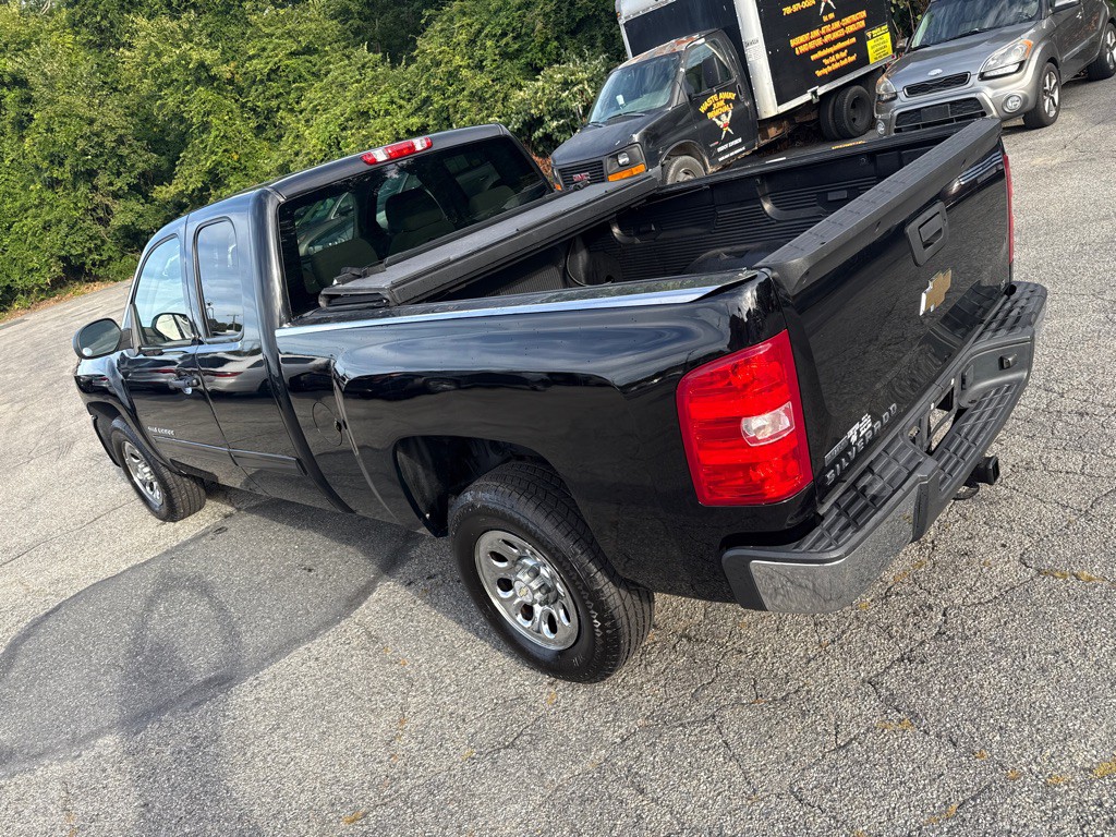 2011 Chevrolet Silverado 1500 Image 4