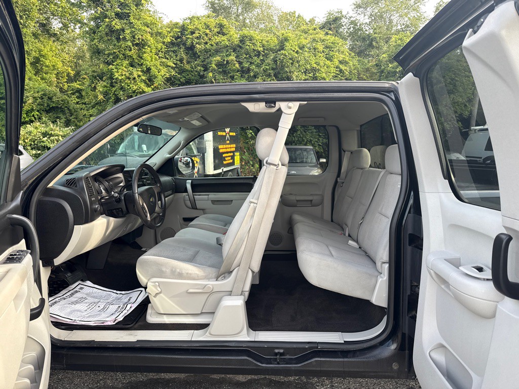 2011 Chevrolet Silverado 1500 Image 5