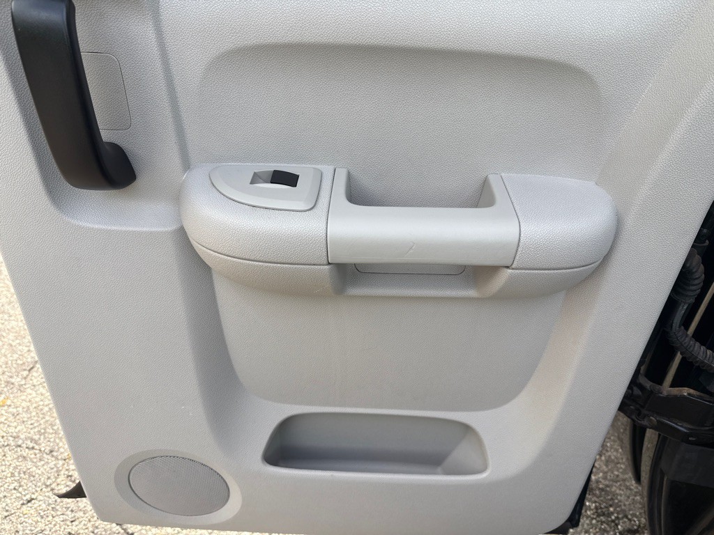 2011 Chevrolet Silverado 1500 Image 19