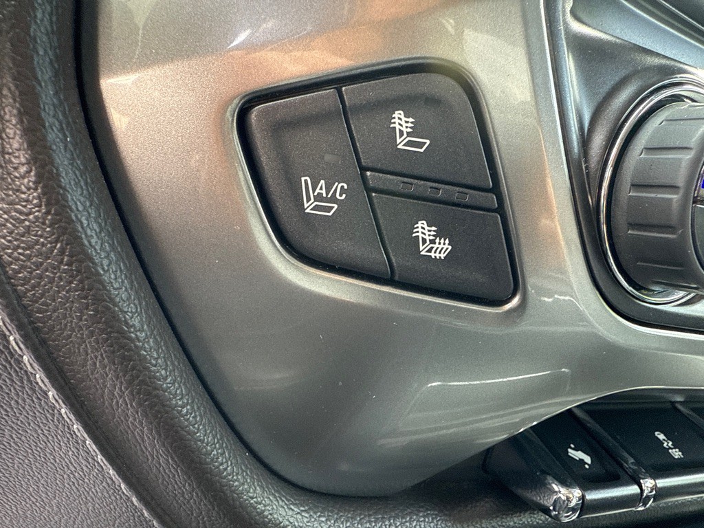 2015 Chevrolet Silverado 1500 Image 16