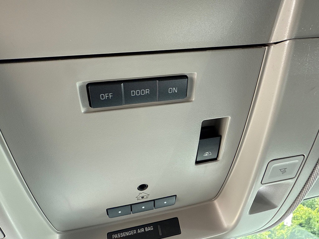 2015 Chevrolet Silverado 1500 Image 25