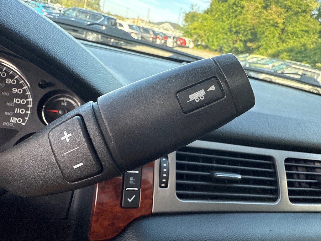 2013 Chevrolet Tahoe Image 15