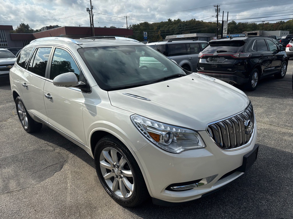 2015 Buick Enclave Image 2