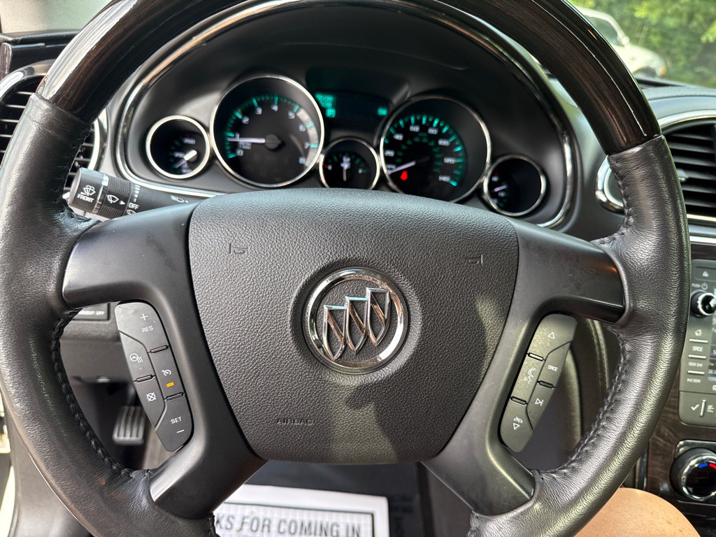 2015 Buick Enclave Image 11