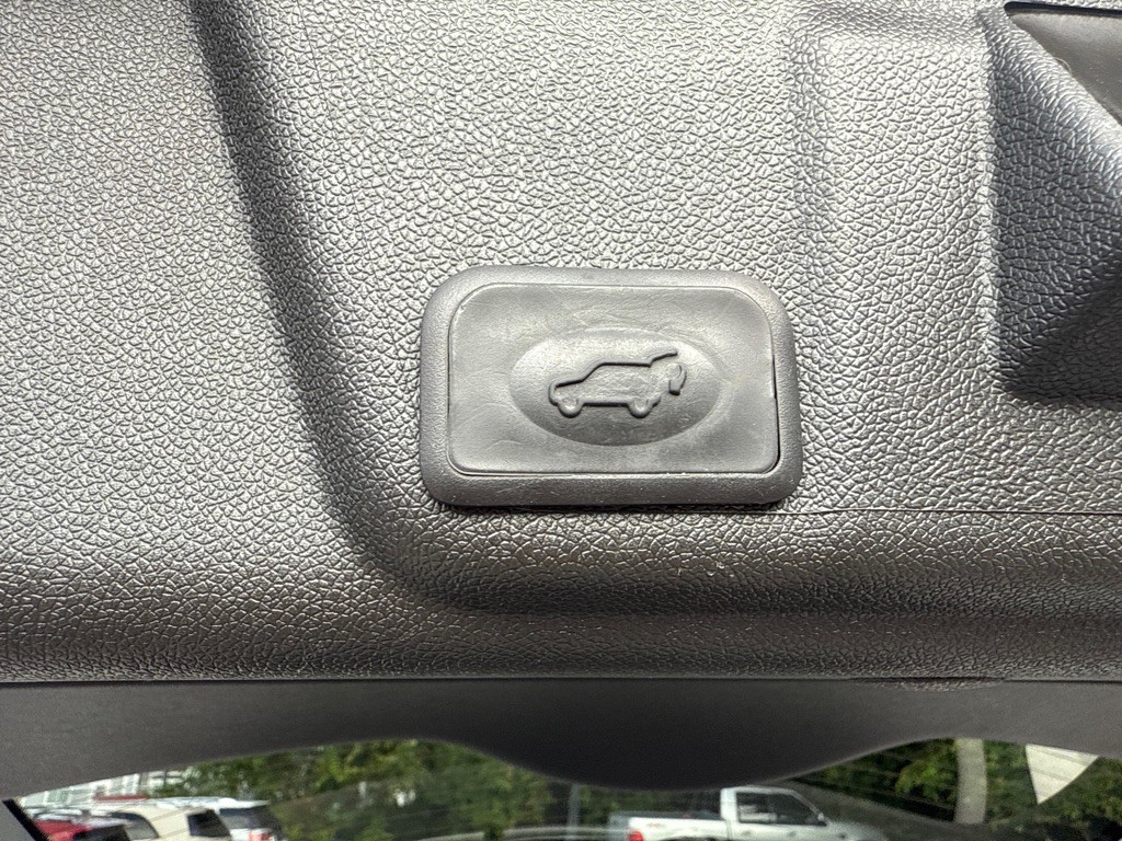 2015 Buick Enclave Image 34