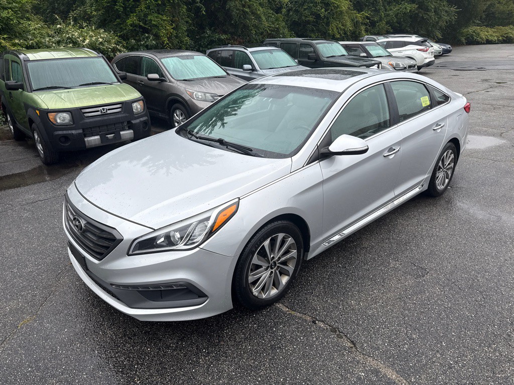 2017 Hyundai Sonata Image 1