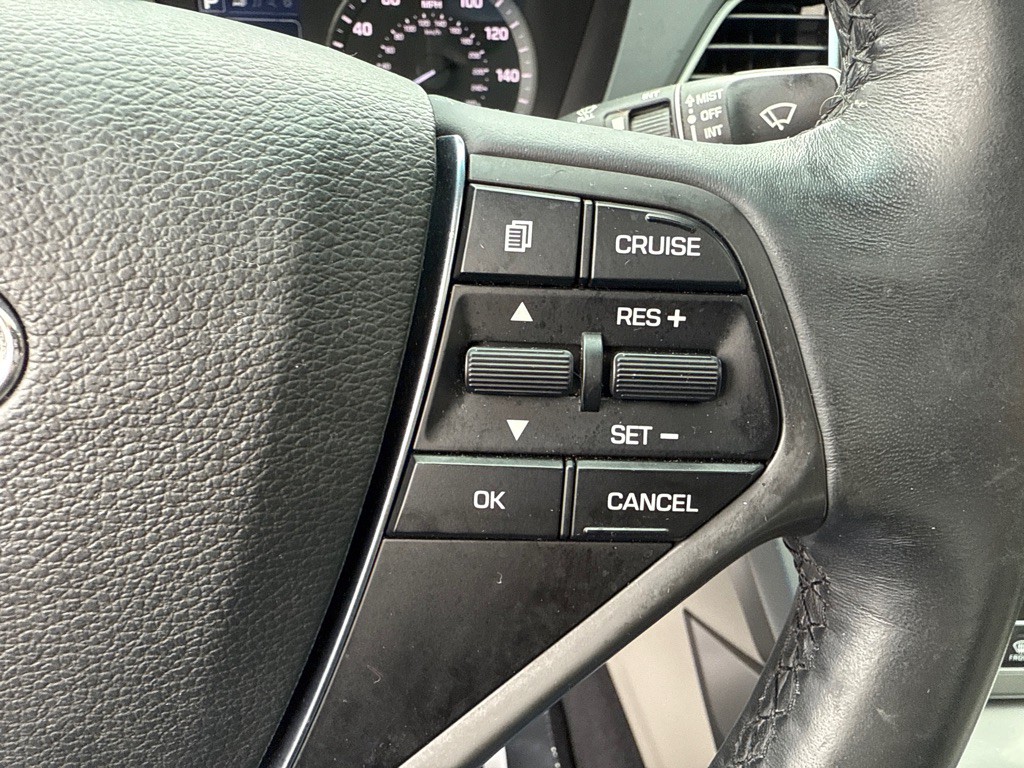 2017 Hyundai Sonata Image 10