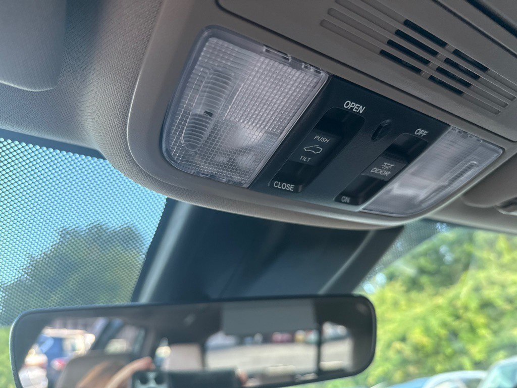 2018 Honda Odyssey Image 24