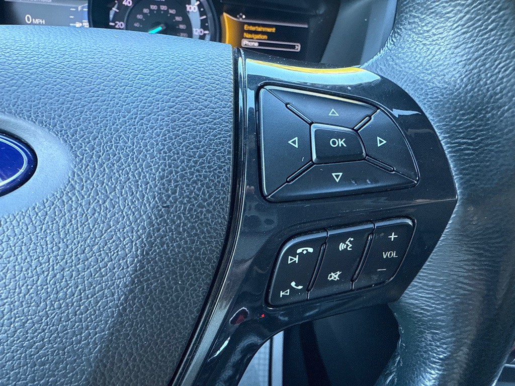 2017 Ford Explorer Image 10