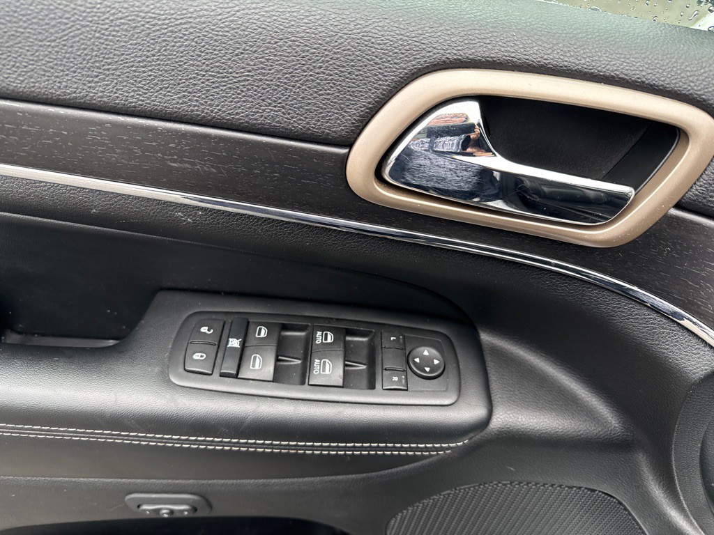2015 Jeep Grand Cherokee Image 7
