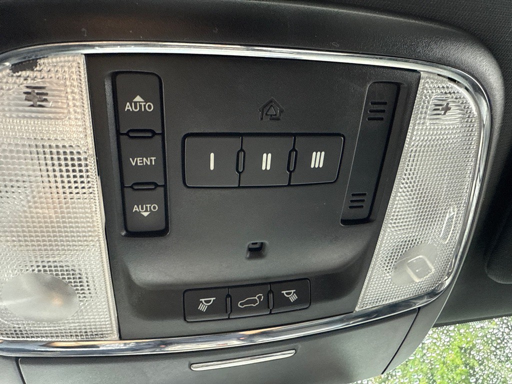 2015 Jeep Grand Cherokee Image 21