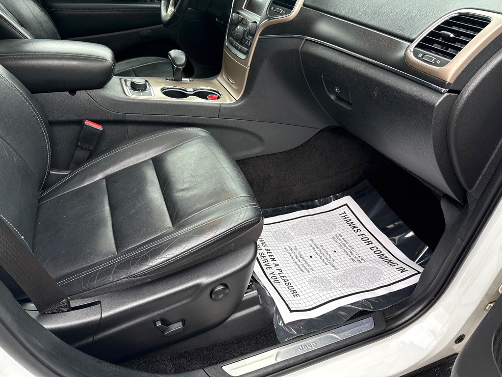 2015 Jeep Grand Cherokee Image 34
