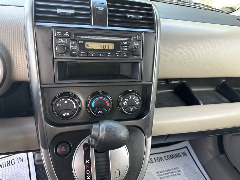 2011 Honda Element Image 10