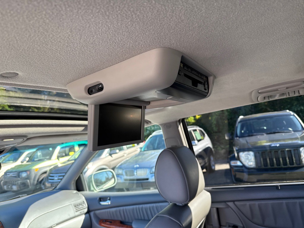 2009 Toyota Sienna Image 6