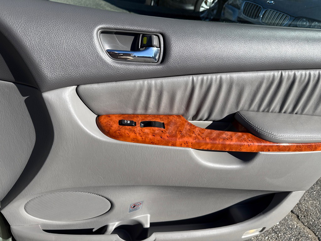 2009 Toyota Sienna Image 36