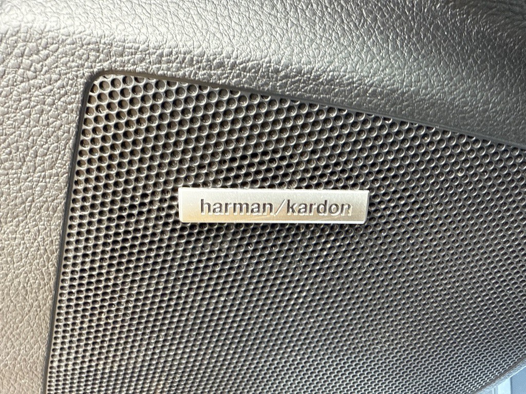 2011 Subaru Legacy Image 10