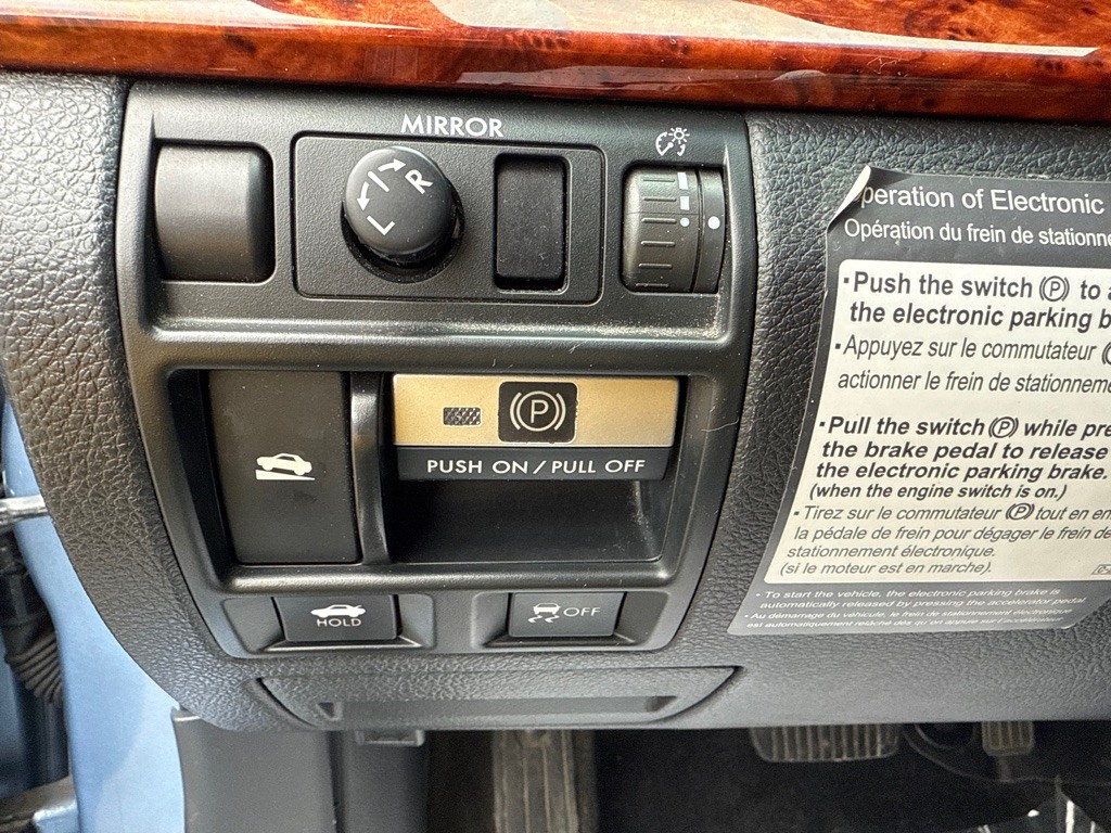 2011 Subaru Legacy Image 11