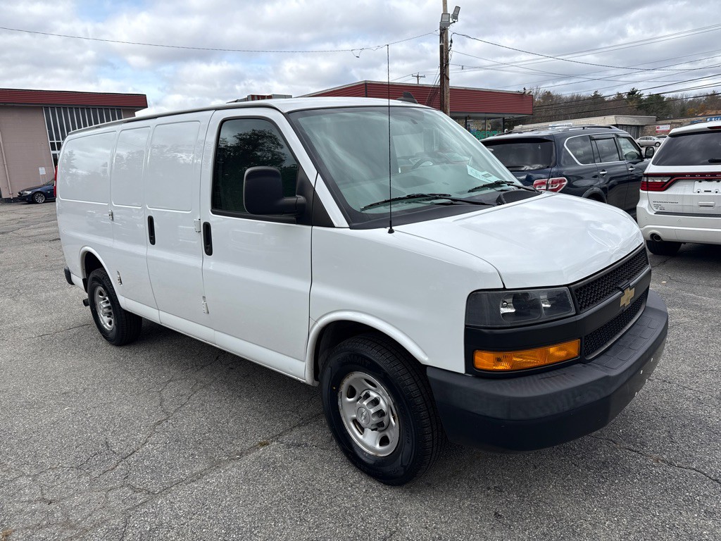 2020 Chevrolet Express Image 2
