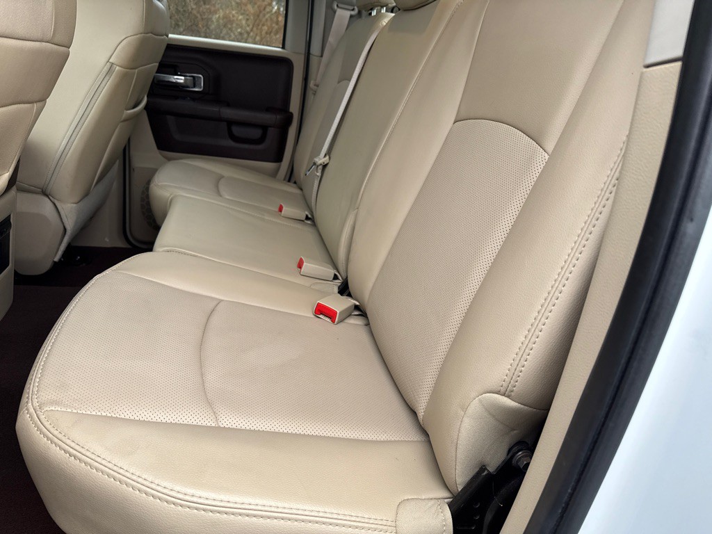 2013 RAM 1500 Image 32