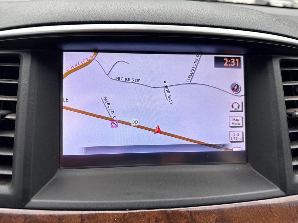 2013 INFINITI JX35 Image 17