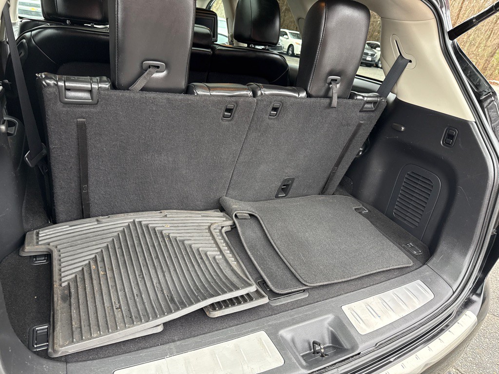 2013 INFINITI JX35 Image 32