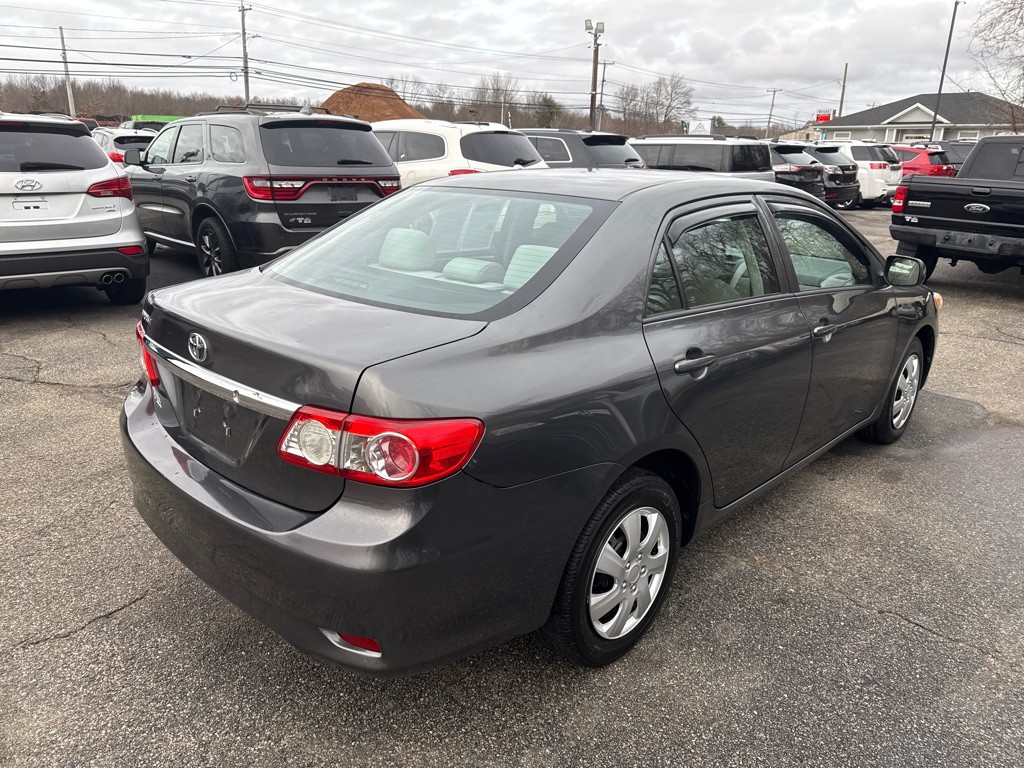 2012 Toyota Corolla Image 3