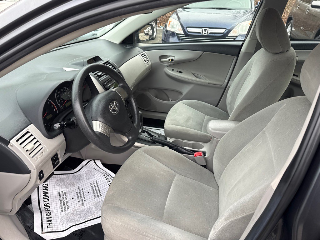 2012 Toyota Corolla Image 5