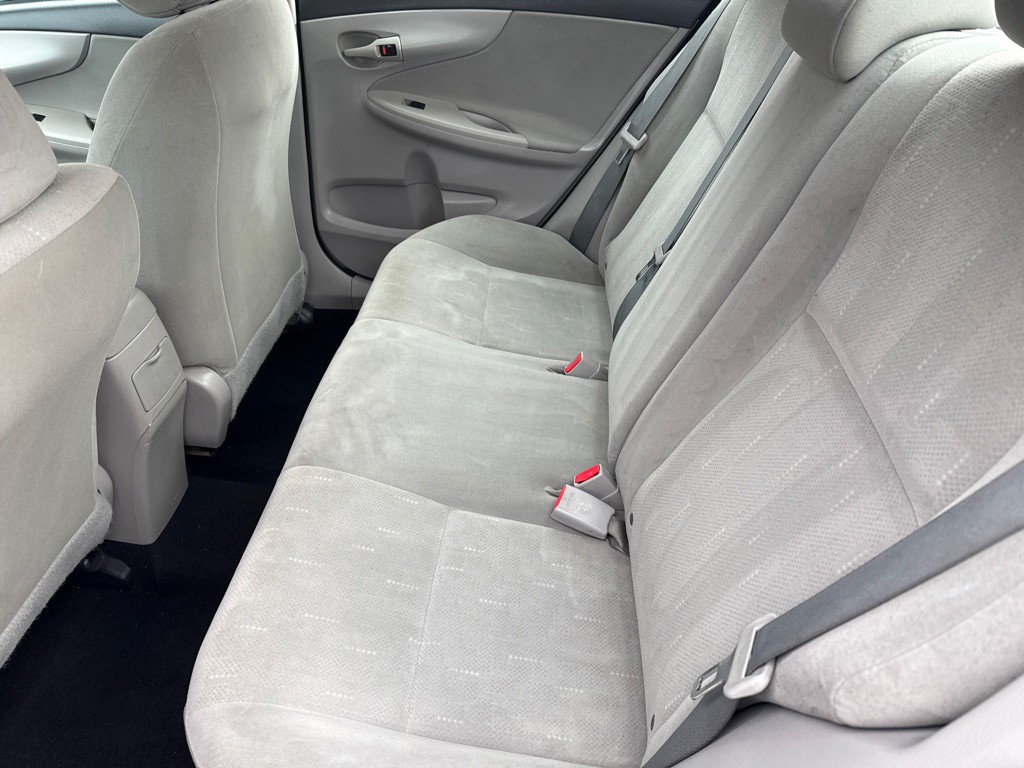 2012 Toyota Corolla Image 14