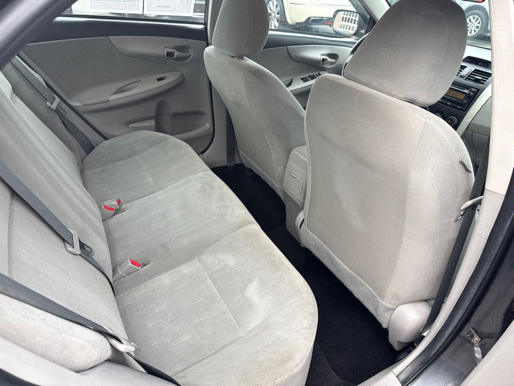 2012 Toyota Corolla Image 16