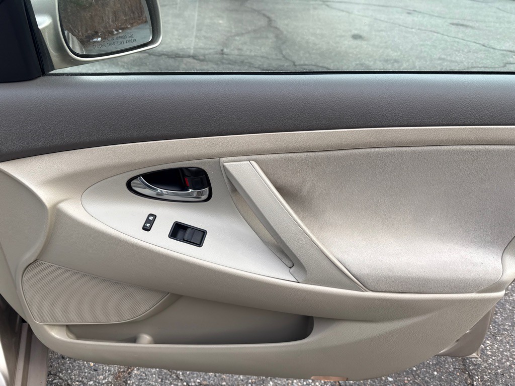 2007 Toyota Camry Image 19