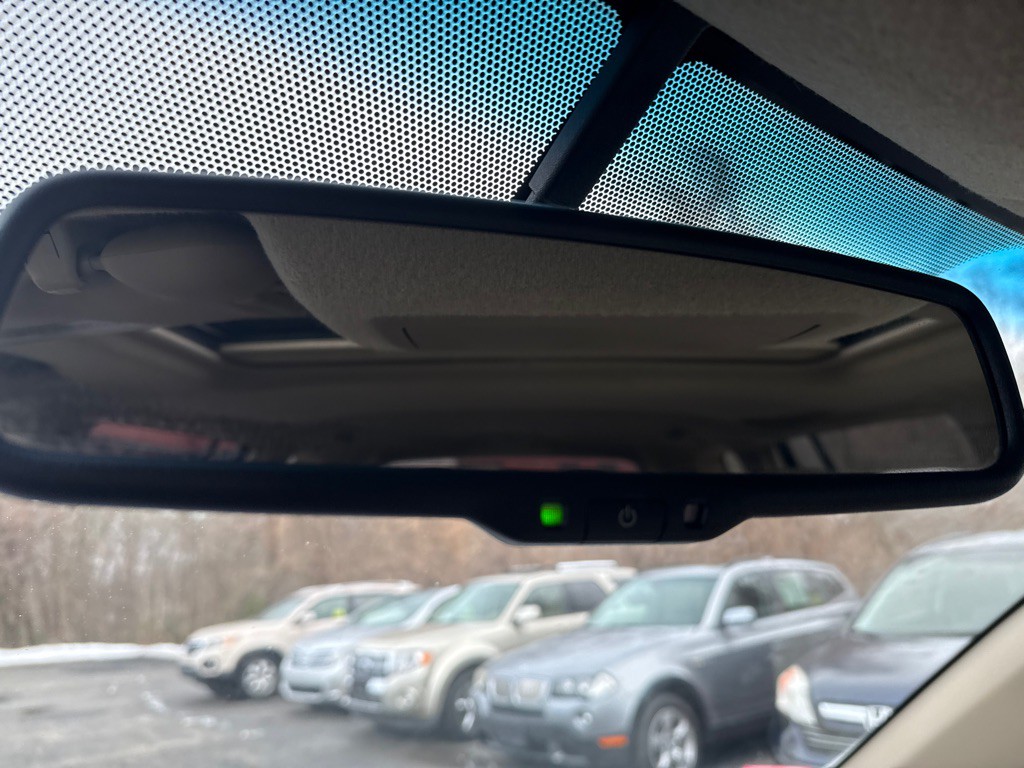 2013 Toyota Highlander Image 19