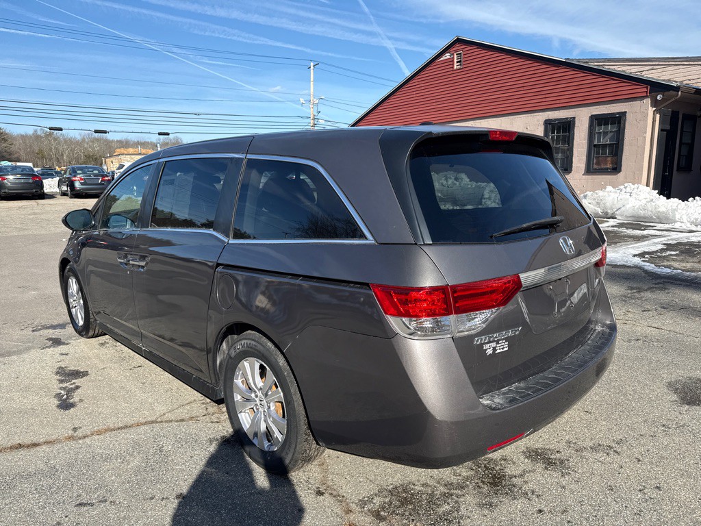 2016 Honda Odyssey Image 4